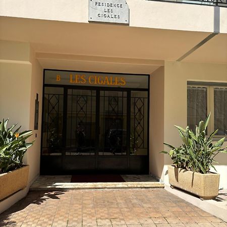 Studio 2 Etoiles A Menton Pour 4 Personnes Bagian luar foto