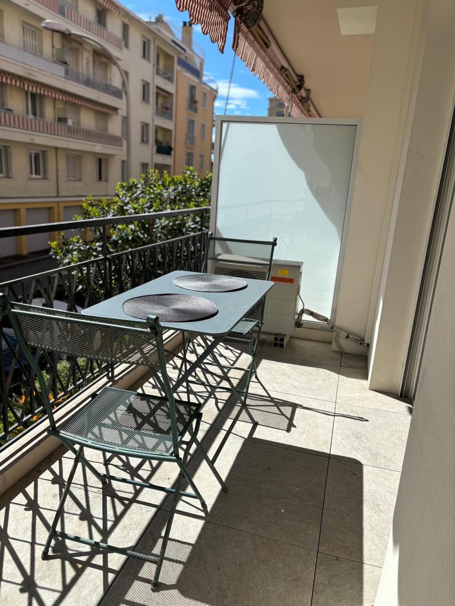 Studio 2 Etoiles A Menton Pour 4 Personnes Bagian luar foto